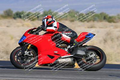media/Feb-03-2024-SoCal Trackdays (Sat) [[767c60a41c]]/11-Turn 16 (2pm)/